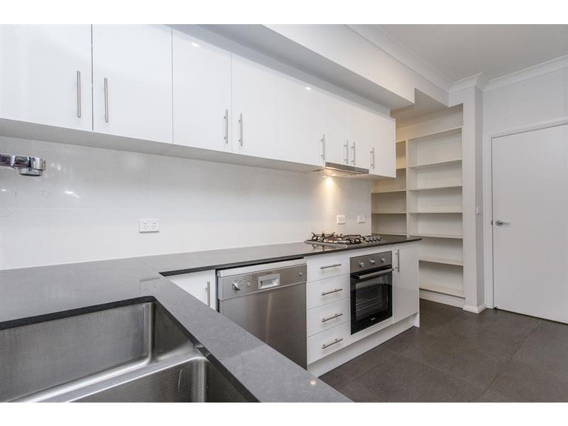 10 William Hart Cres, Penrith NSW 2750