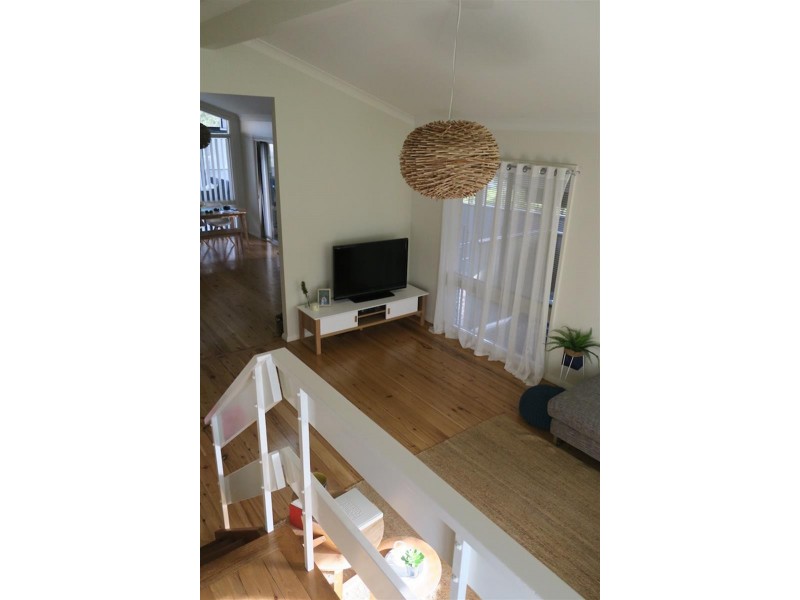 109 Thirroul Rd, Kanahooka NSW 2530