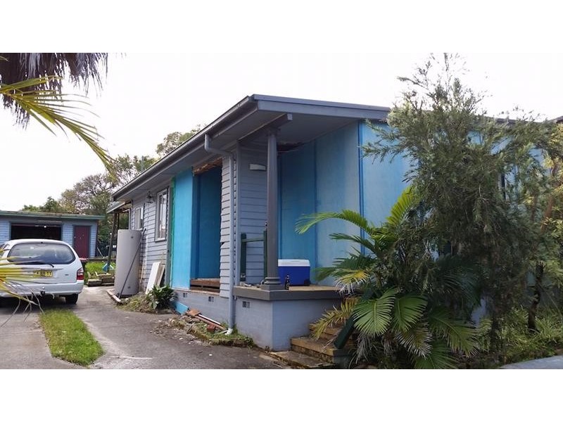 6 Swan St, Kanwal NSW 2259