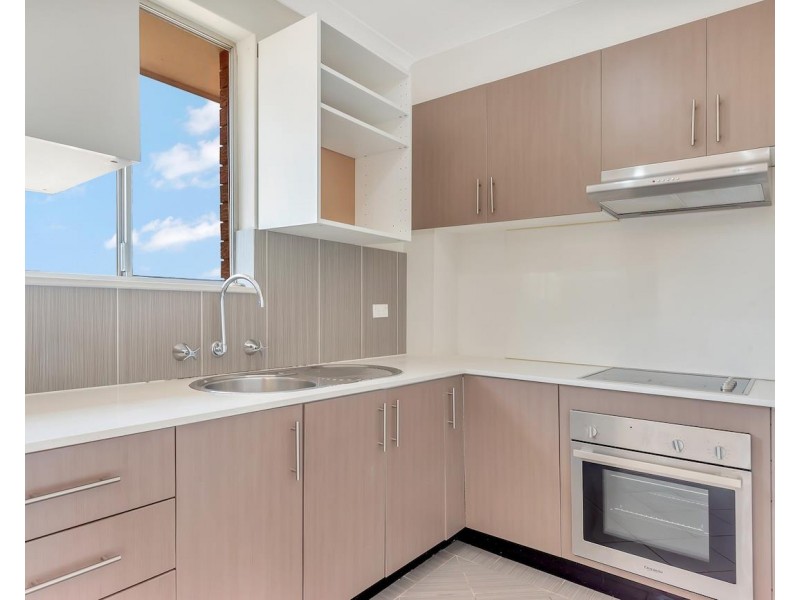 12/11 Gilbert Street, Cabramatta NSW 2166