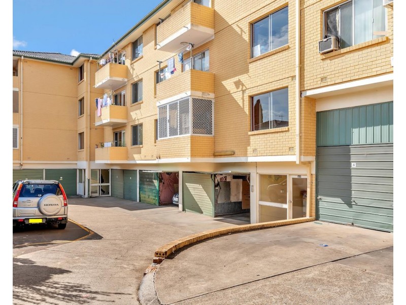 12/11 Gilbert Street, Cabramatta NSW 2166