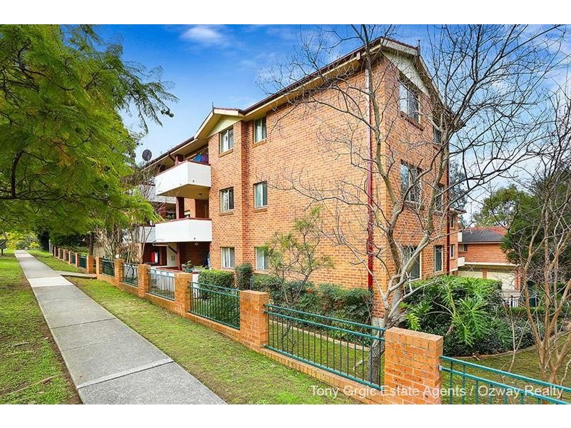 2/27-31 Manchester St, Merrylands NSW 2160