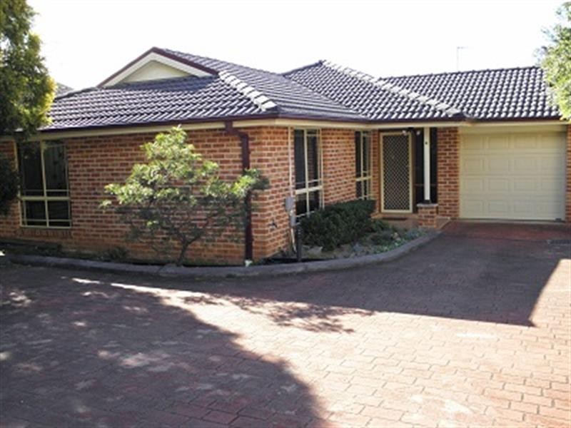 2/161 Cox Ave, Penrith NSW 2750