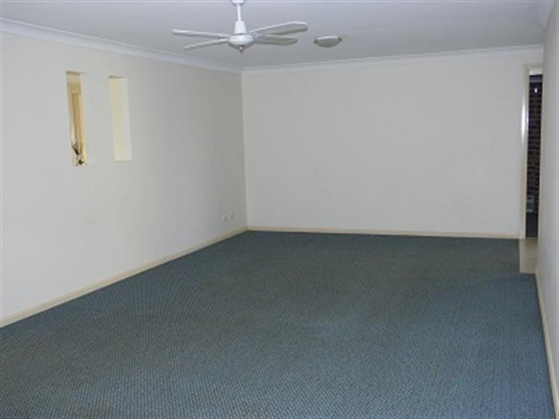 2/161 Cox Ave, Penrith NSW 2750