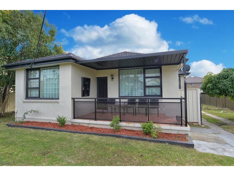 55 Wattle St, Punchbowl NSW 2196