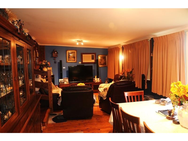 715 Fifteenth Ave, Kemps Creek NSW 2178