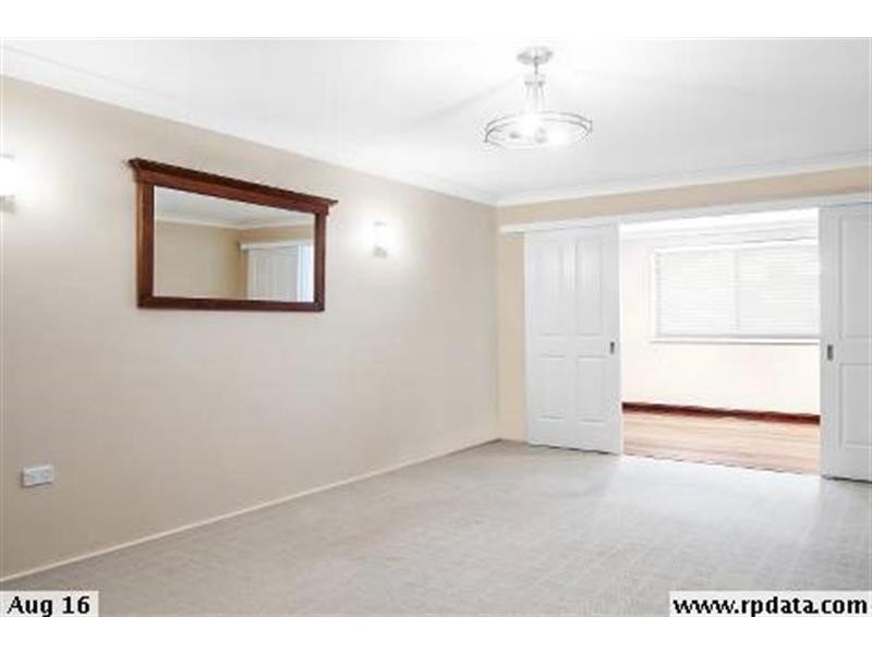 13 Swan St, Kanwal NSW 2259