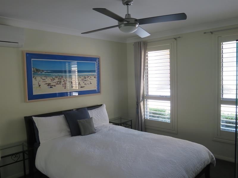 4/121 Daintree Dr, Albion Park NSW 2527