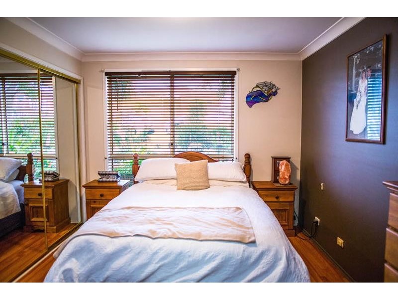 7 Pigeon Cl, Hinchinbrook NSW 2168