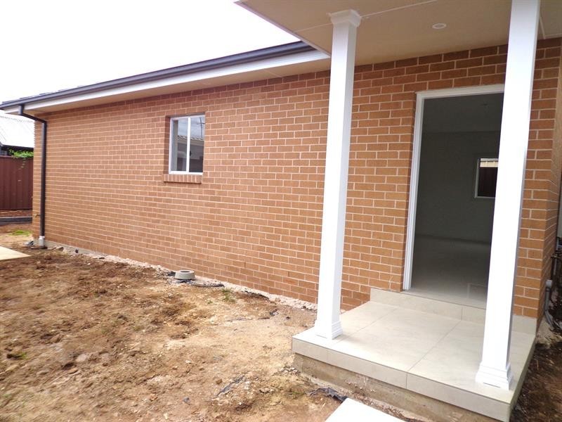 144 Bossley Road Rd, Bossley Park NSW 2176