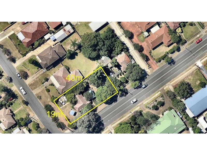 14 Genty St, Campbelltown NSW 2560