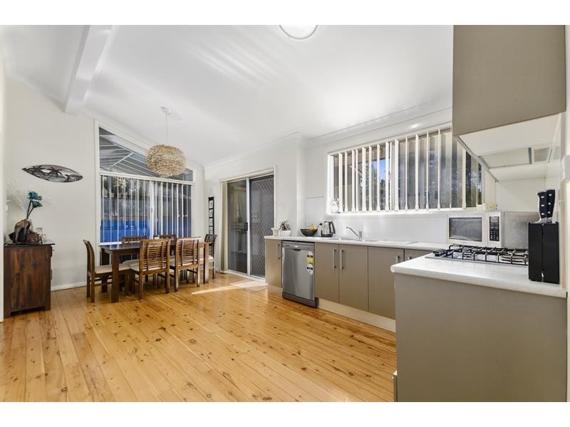 109 Thirroul Rd, Kanahooka NSW 2530
