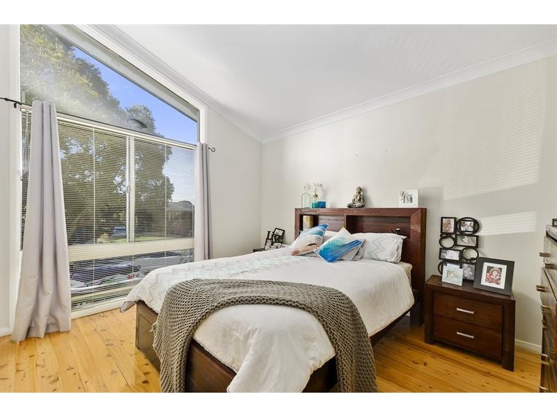 109 Thirroul Rd, Kanahooka NSW 2530