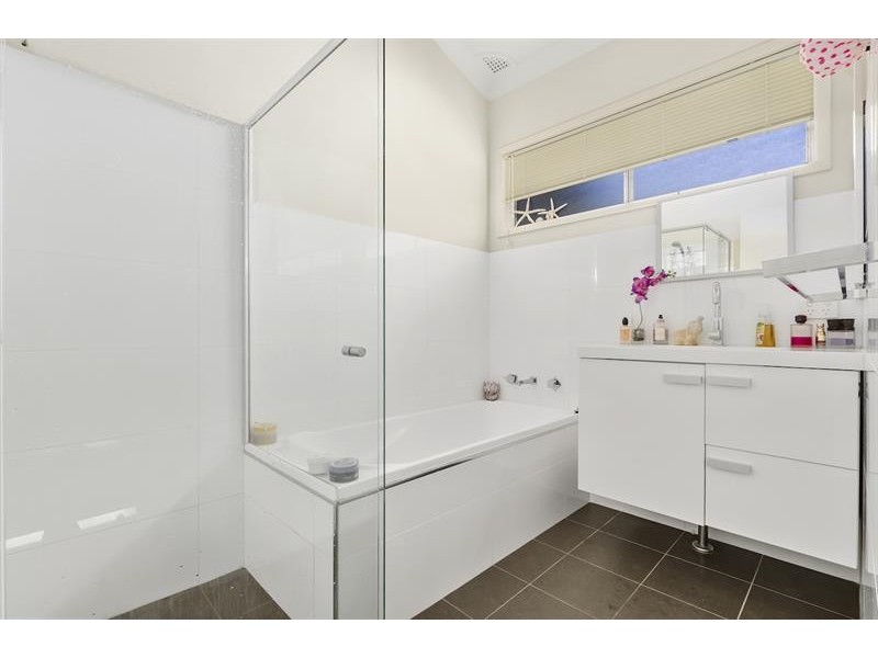 109 Thirroul Rd, Kanahooka NSW 2530