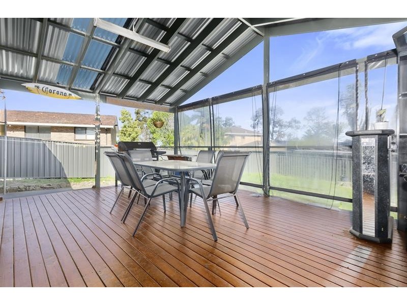 109 Thirroul Rd, Kanahooka NSW 2530