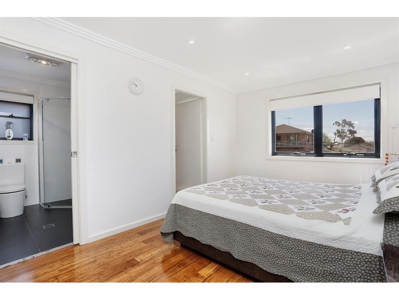 17A Avisford St, Fairfield NSW 2165