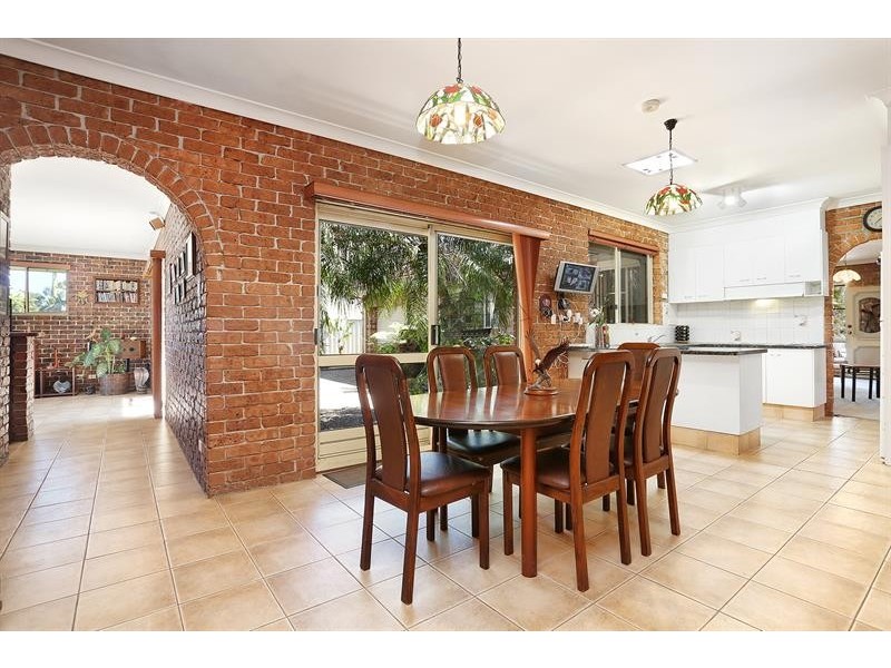 62 Greenfield Rd, Prairiewood NSW 2176