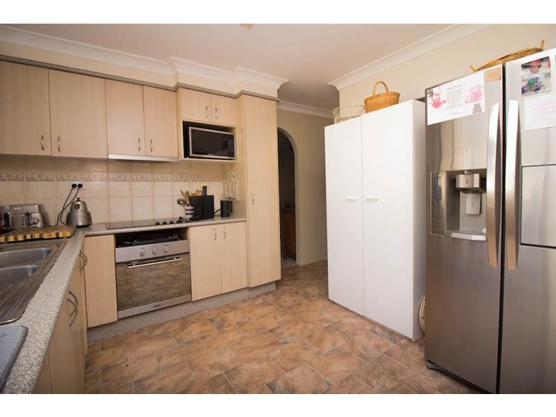 5 Shelley Pl, Wetherill Park NSW 2164