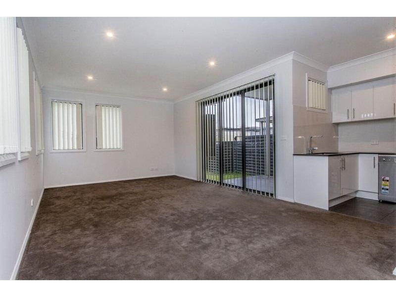 10 William Hart Cres, Penrith NSW 2750