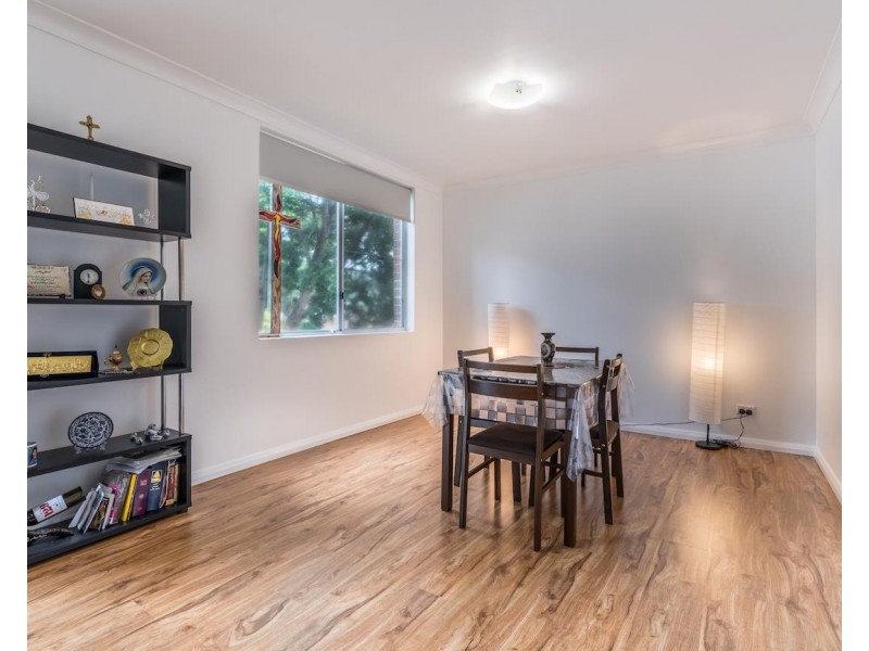 12/8-10 Ulverstone Street, Fairfield NSW 2165