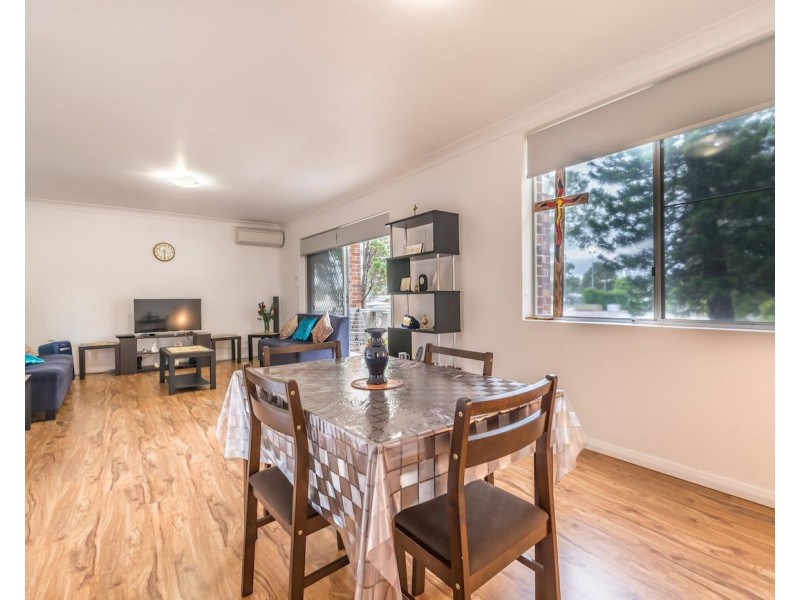 12/8-10 Ulverstone Street, Fairfield NSW 2165