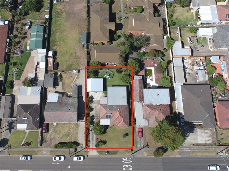 868 The Horsley Dr, Smithfield NSW 2164