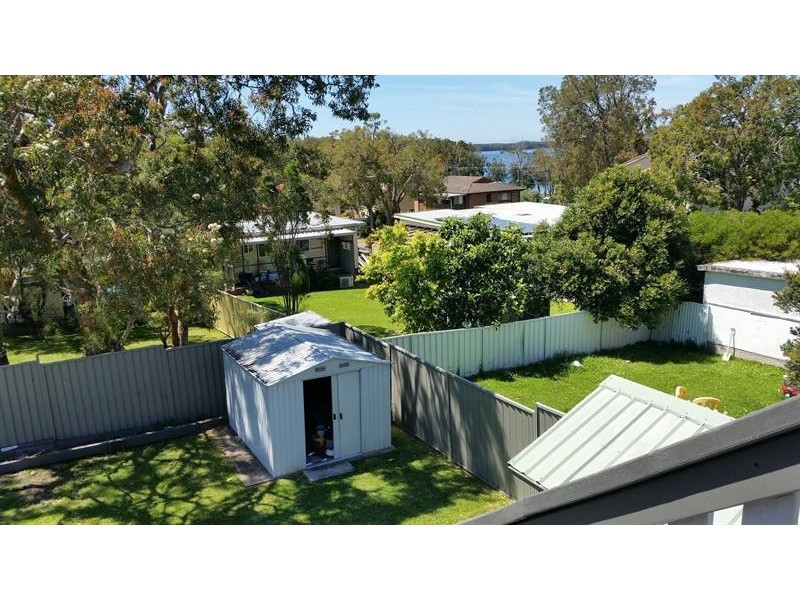 15 Boronia  Rd, Lake Munmorah NSW 2259