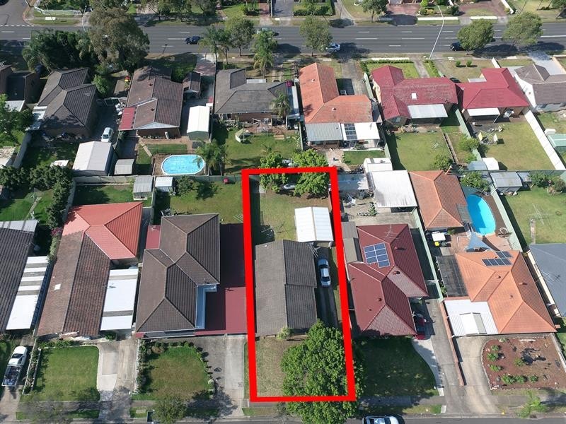 14 Thompson St, Wetherill Park NSW 2164
