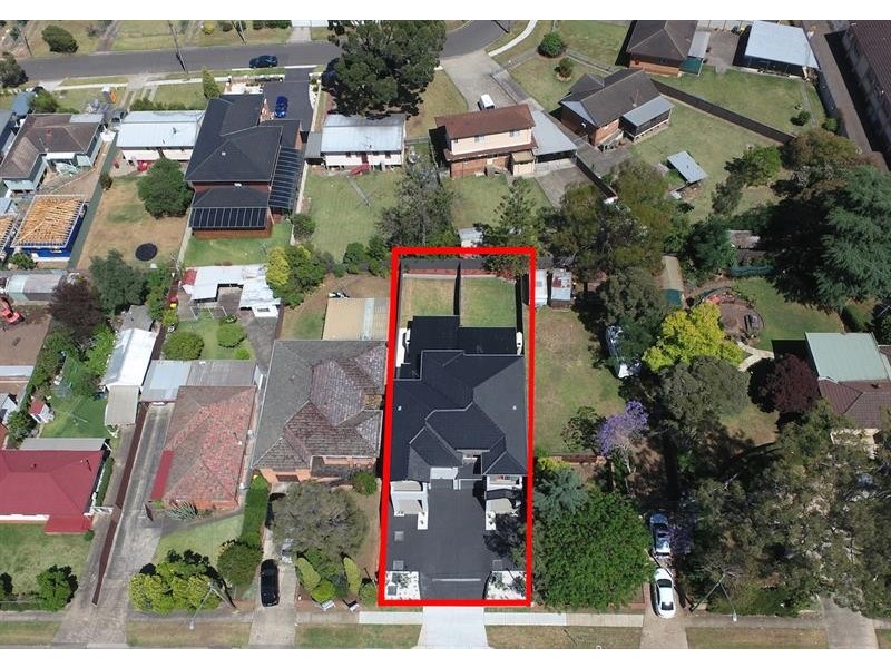 137 Cambridge St, Canley Heights NSW 2166