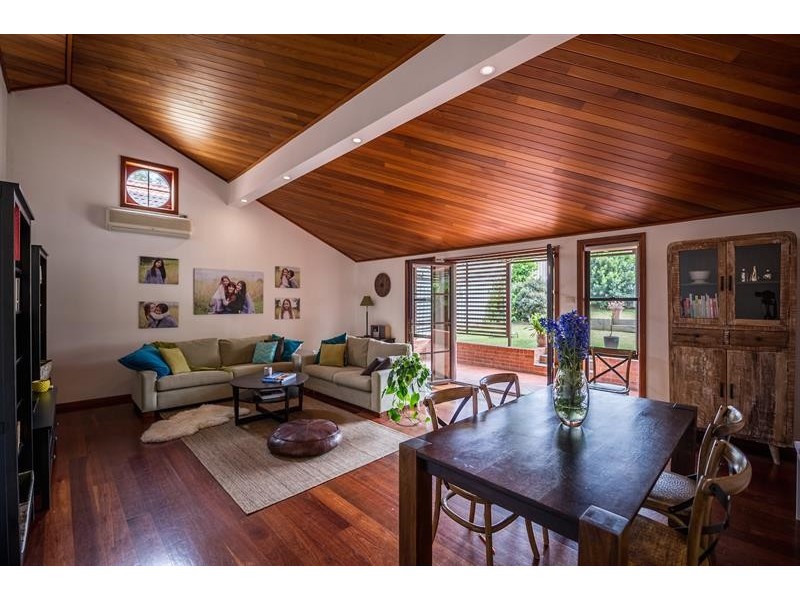 2 Whisson Cl, Abbotsbury NSW 2176