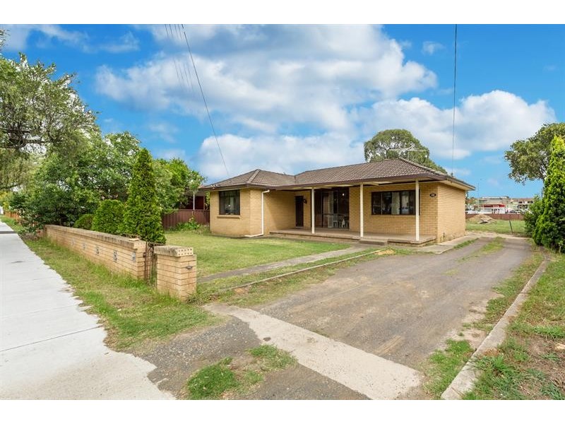 102 Oxford St, Smithfield NSW 2164