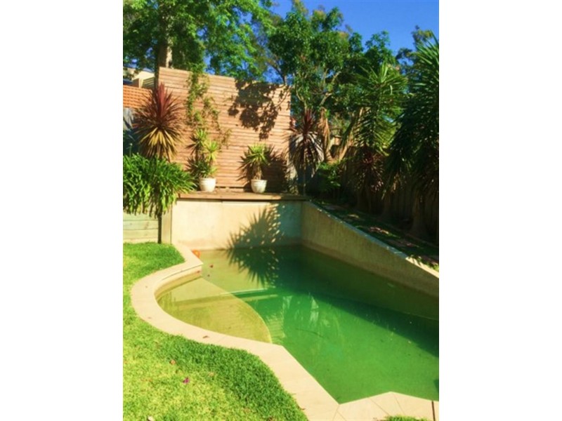 25 Currawong Cres, Bowen Mountain NSW 2753