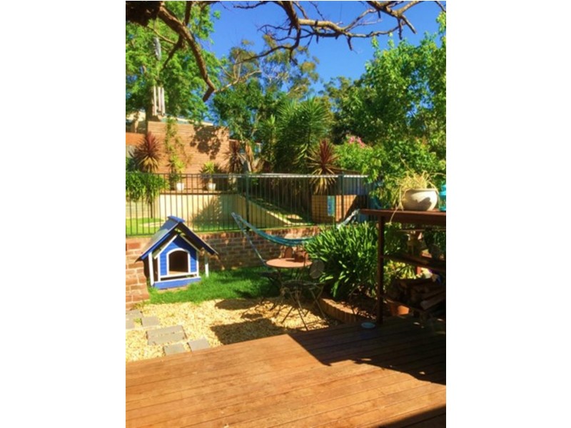 25 Currawong Cres, Bowen Mountain NSW 2753