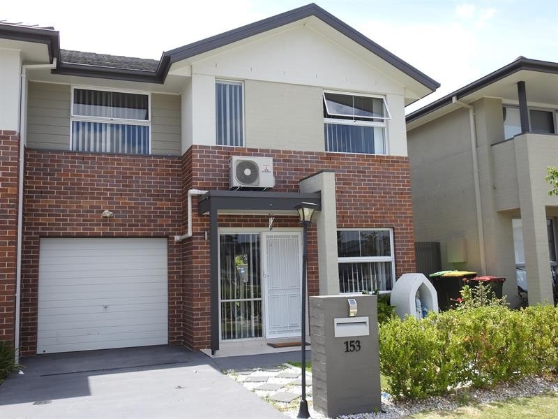 153 Hemsworth Ave, Middleton Grange NSW 2171