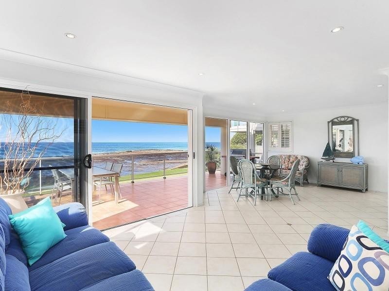 11 Coledale Ave, Coledale NSW 2515