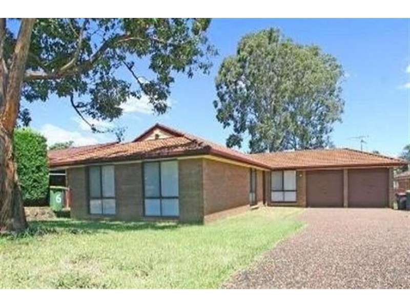 8 Waterfall Cres, Cranebrook NSW 2749