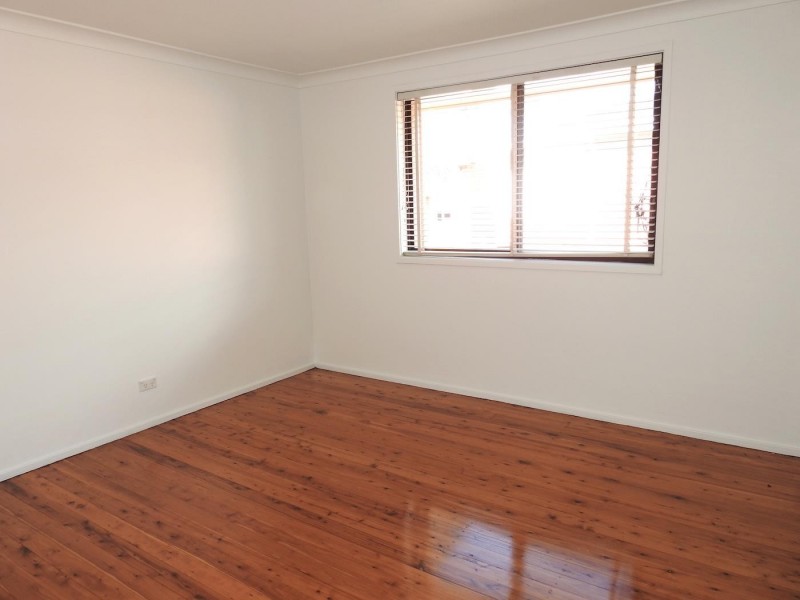 5 Dryden  Place, Wetherill Park NSW 2164