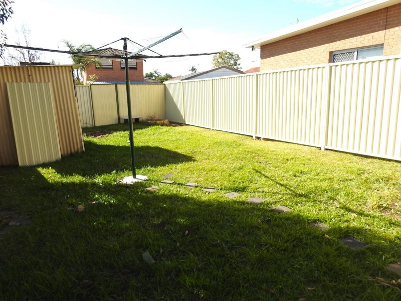 5 Dryden  Place, Wetherill Park NSW 2164