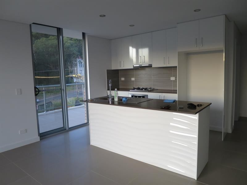 29/10-12 Batley St, Gosford NSW 2250