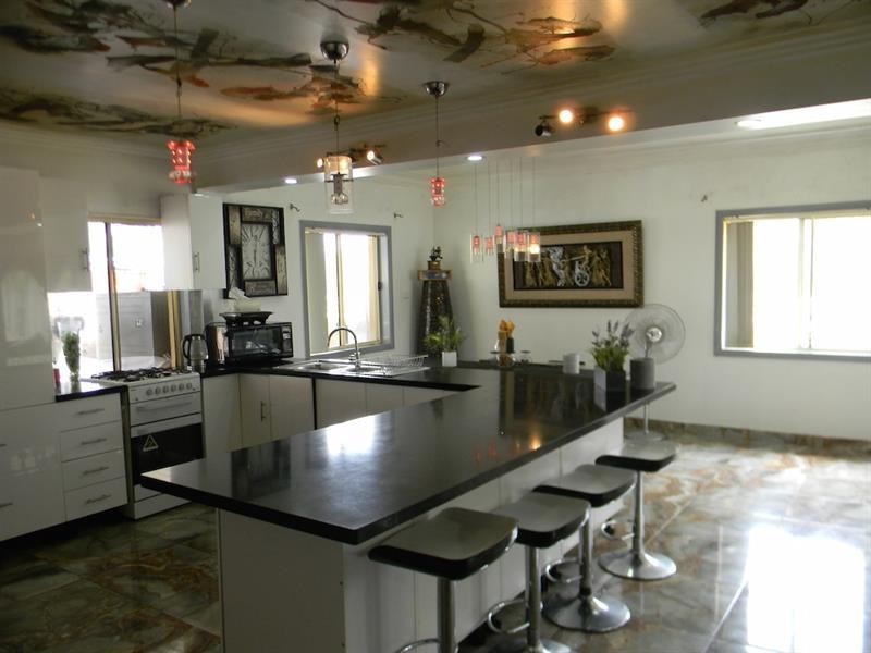 160 Exeter Rd, Kemps Creek NSW 2178