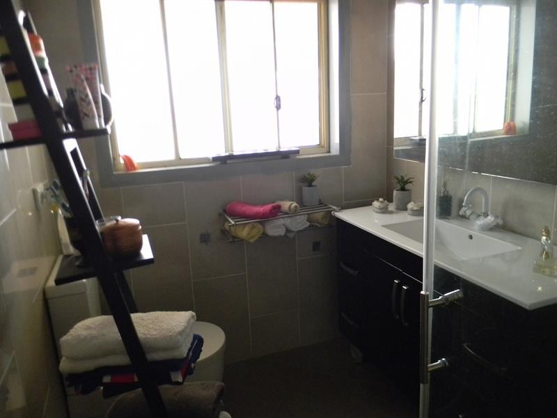 160 Exeter Rd, Kemps Creek NSW 2178