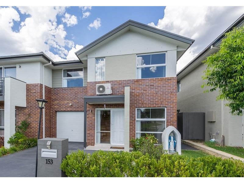 153 Hemsworth Ave, Middleton Grange NSW 2171