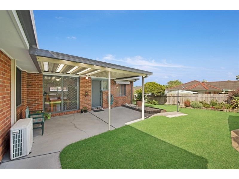 9 Elm Pl, Blue Haven NSW 2262