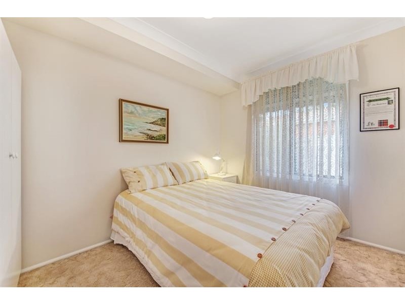 9 Elm Pl, Blue Haven NSW 2262