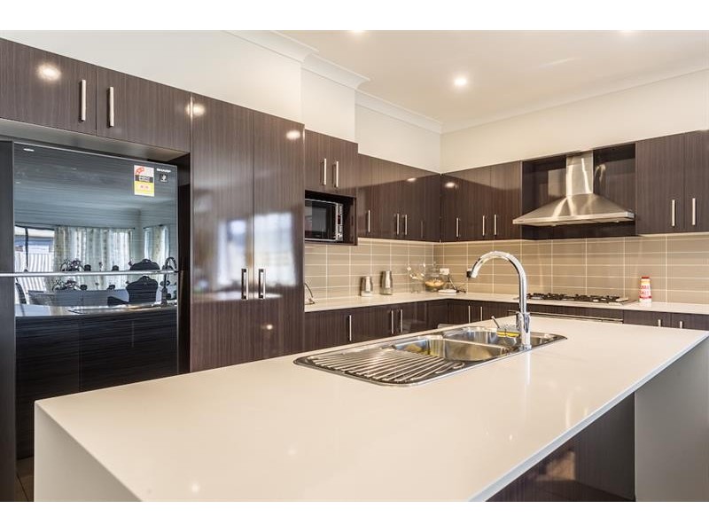 27 Inverell Ave, Hinchinbrook NSW 2168