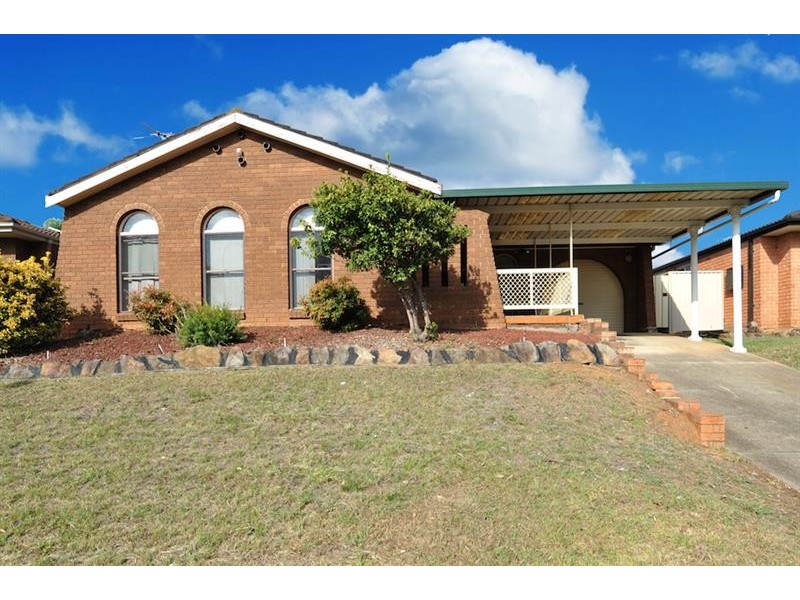 44 Stockdale Cres, Abbotsbury NSW 2176