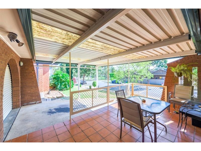 44 Stockdale Cres, Abbotsbury NSW 2176