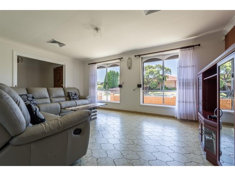 42 Rossetti St, Wetherill Park NSW 2164