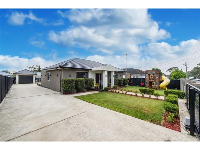 14 Malta St, Fairfield East NSW 2165