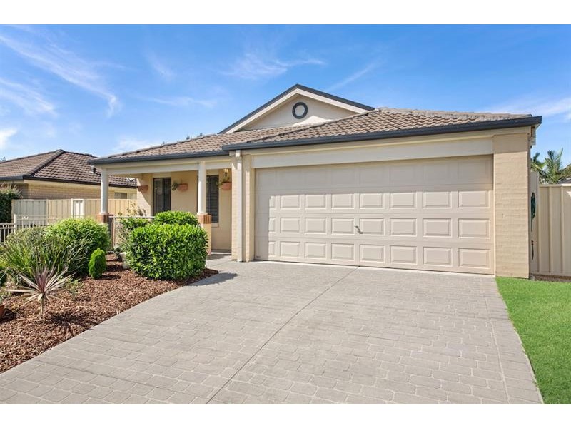 12 Tea Tree Pl, Mardi NSW 2259